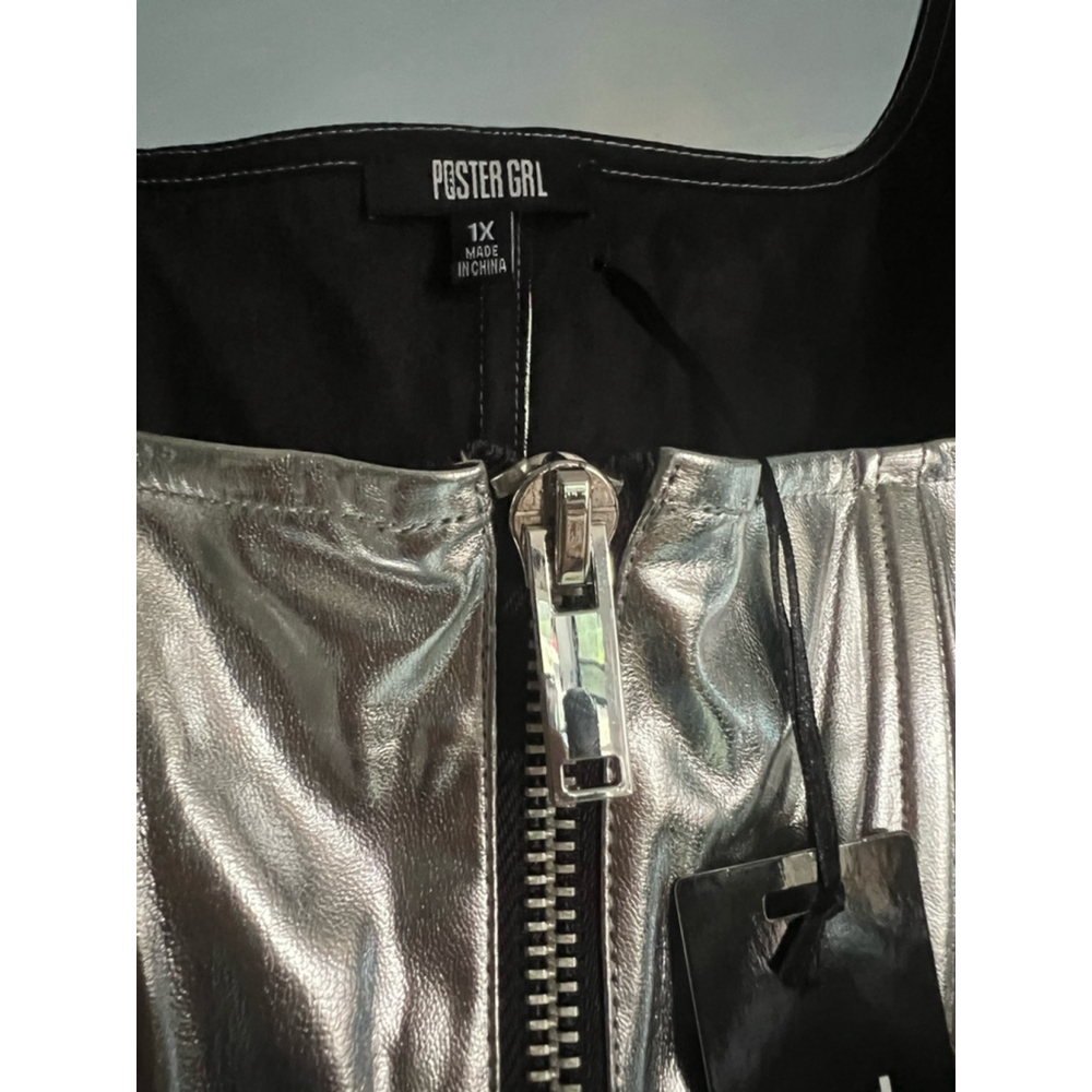NWTs!!! Poster Girl Silver Corset Crop Top (size: 1X) - Picture 5 of 6